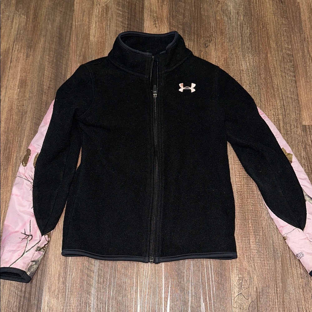 Girls‎ Under Armour Pink Camo Fleece Jacket size 6